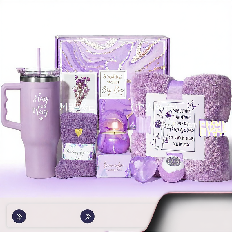 Big Hug Lavender Candle Gift Set