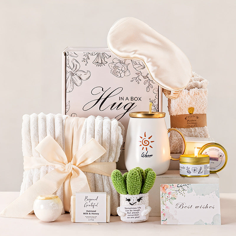 Scented Hug Candle Gift Set