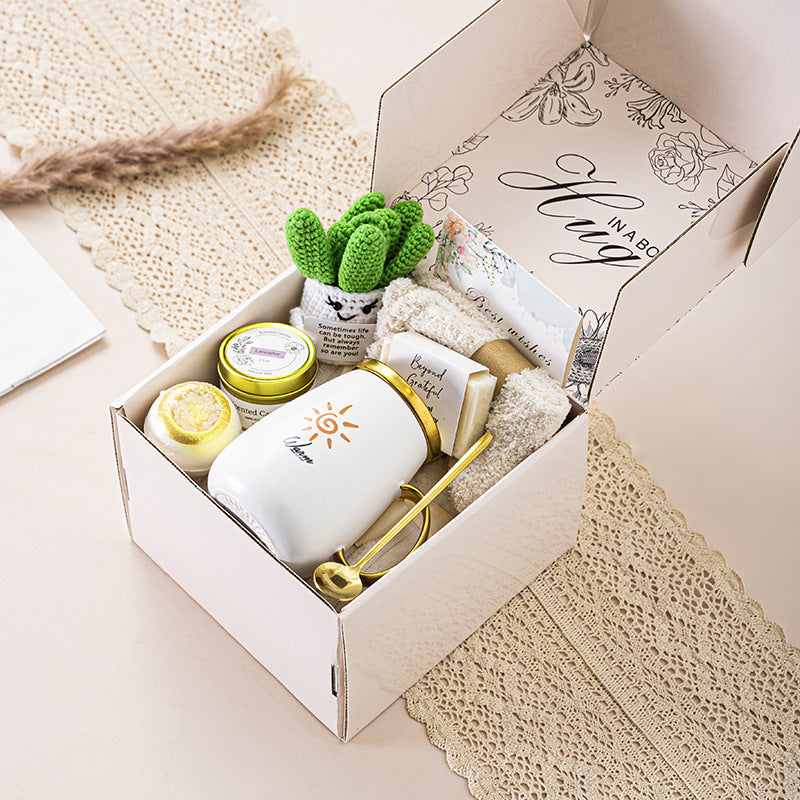 Scented Hug Candle Gift Set