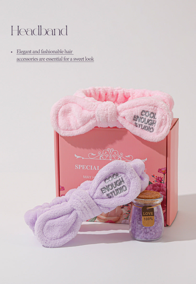 Purple Aromatherapy Candle & Bath Gift Set
